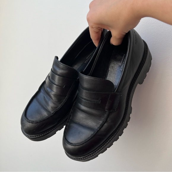 Vagabond Shoemaker Leather Loafers - Picture 2 of 9